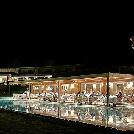 Villa Zippiri Is Molas بولا المظهر الخارجي الصورة