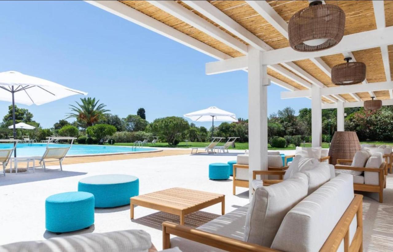 Villa Zippiri Is Molas بولا المظهر الخارجي الصورة